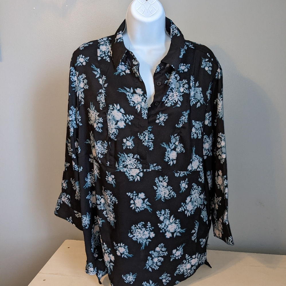 Simply Vera Floral Split Back Top | L